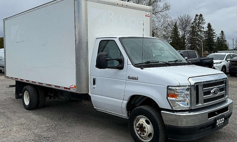 2022 Ford E-450 16 F...