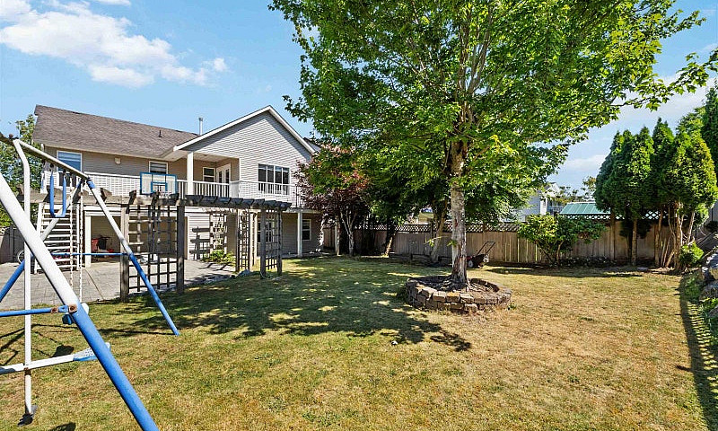 30626 Crestview Aven...