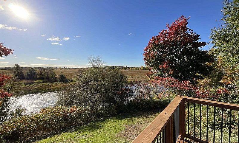 $900,000 - 2 Storey ...