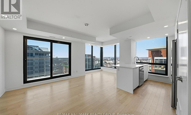 2302 - 180 George St...