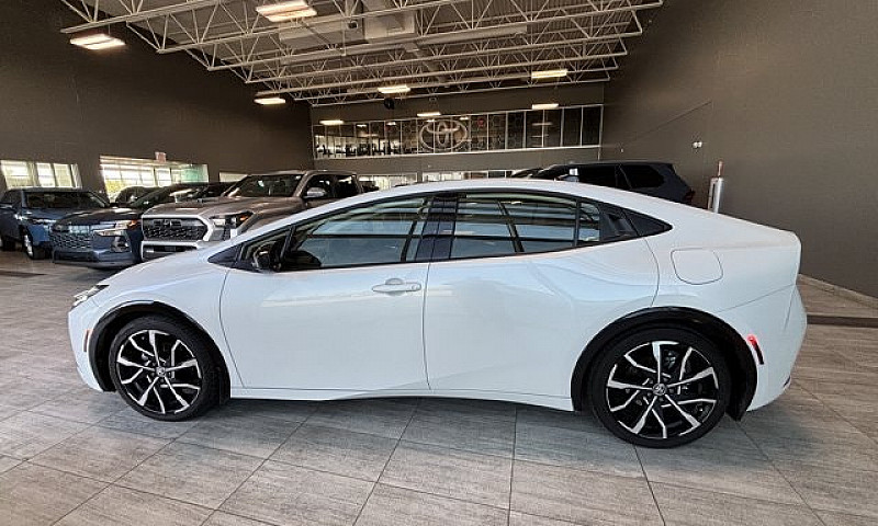 2026 Toyota Prius Pl...
