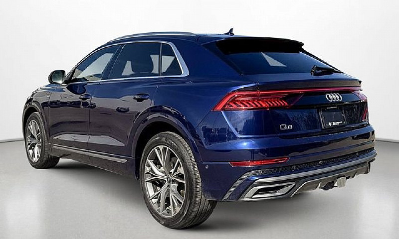 2023 Audi Q8 Technik...