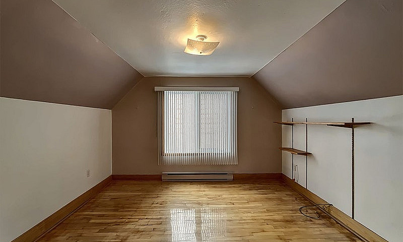 $324,999 - 2 Storey ...