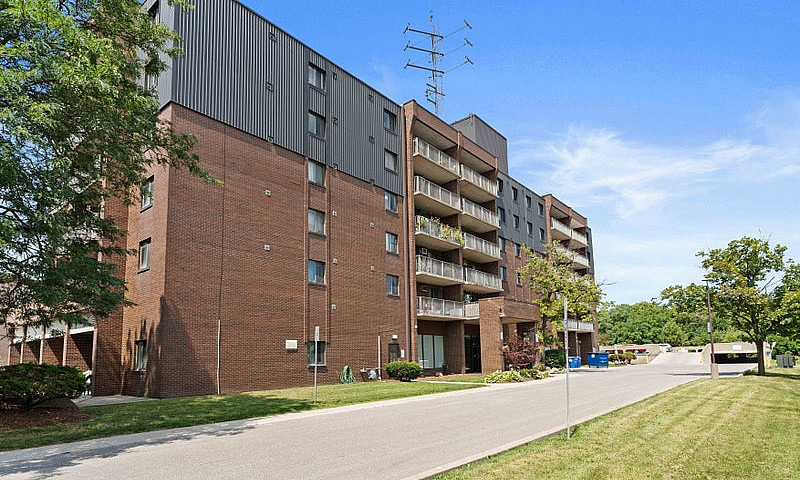 Tecumseh 1 Bedroom A...