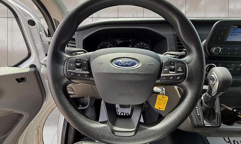 2025 Ford Transit T-...