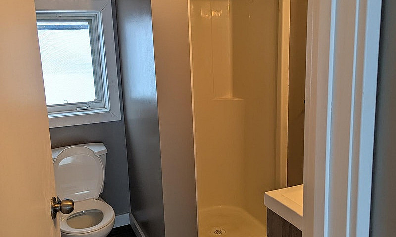 1 Bedroom Upper Unit...