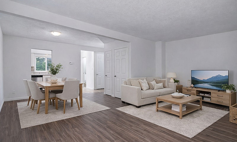 Stoneglen Townhouses...