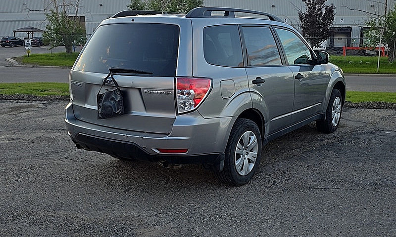2009 Subaru Forester...