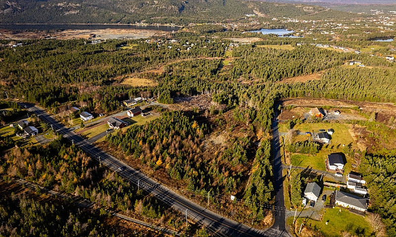 Approx 9 Acres In So...