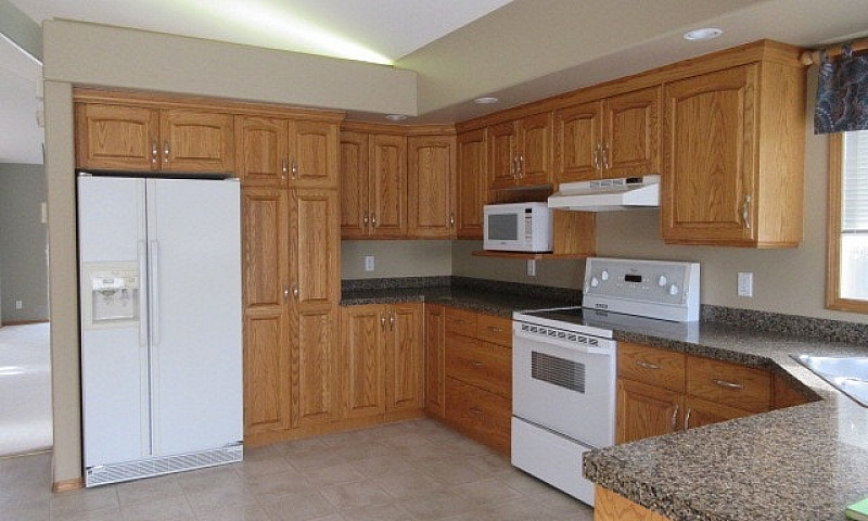 4 Bedroom Home In Ar...