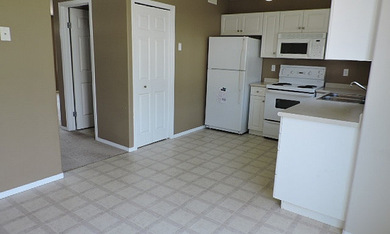 3 Bedroom Townhouse ...
