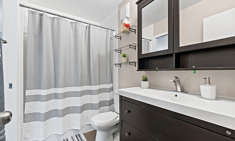 Open House, Sat, Jun...