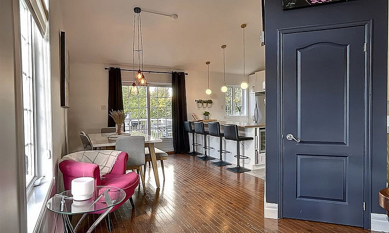 $375,000 - Semi-Deta...