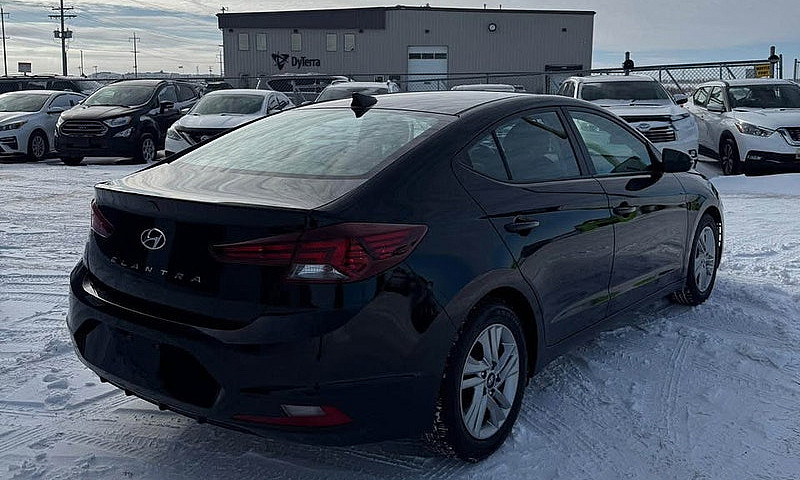 2020 Hyundai Elantra...
