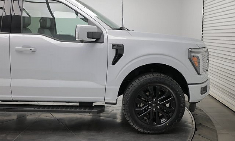 2025 Ford F-150 Lari...
