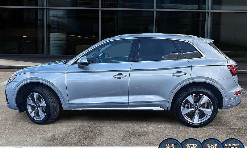 2024 Audi Q5 45 Komf...