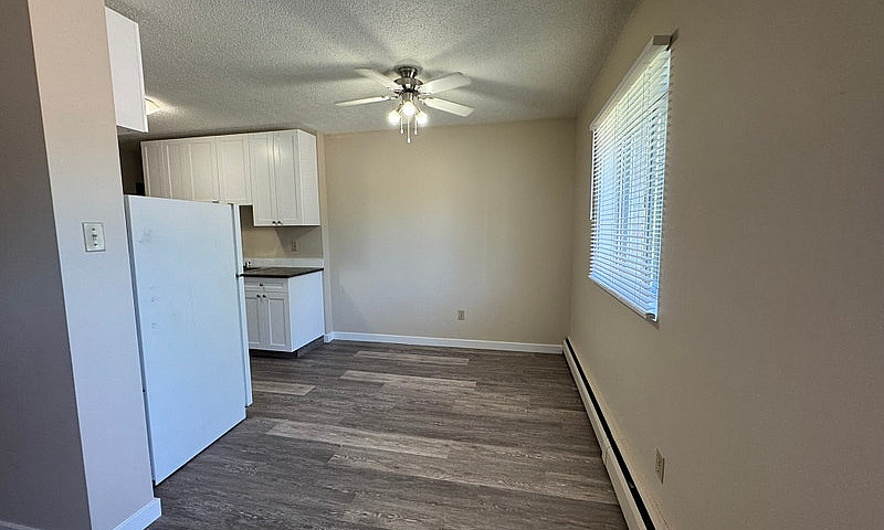 Spacious 2 Bedroom A...