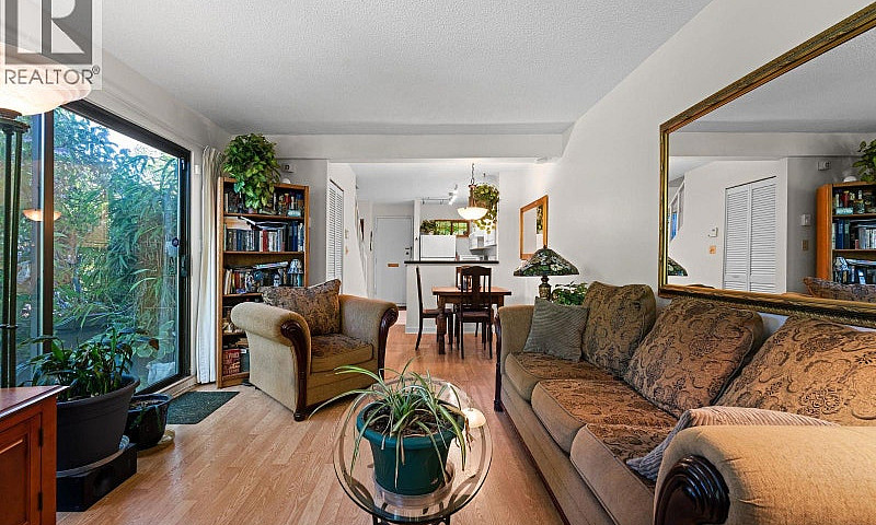 31 460 W 16Th Avenue...