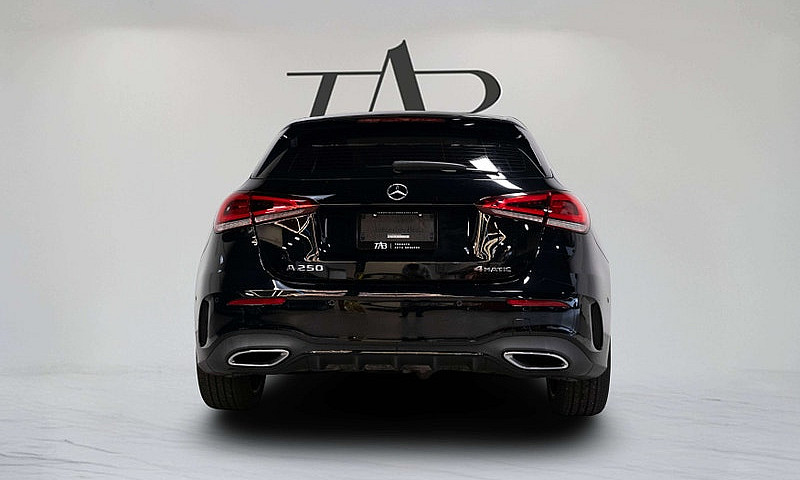 2022 Mercedes-Benz A...