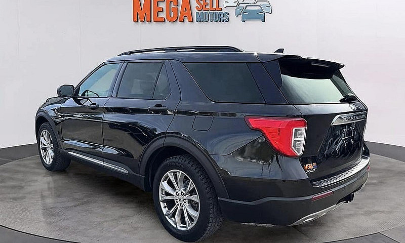 2020 Ford Explorer X...