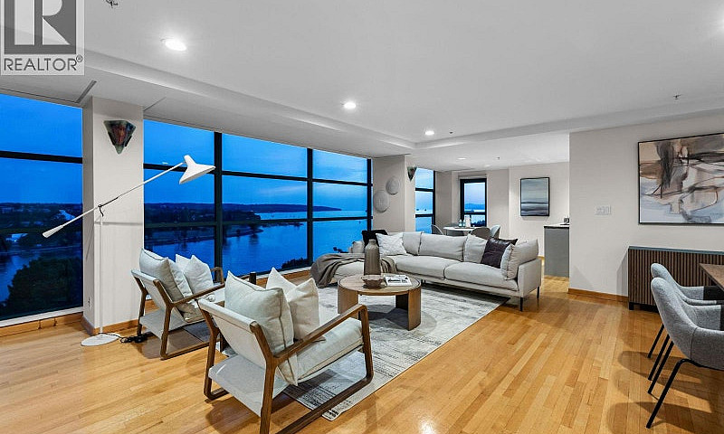 901 1233 Beach Avenu...