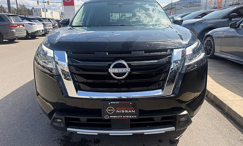 2023 Nissan Pathfind...