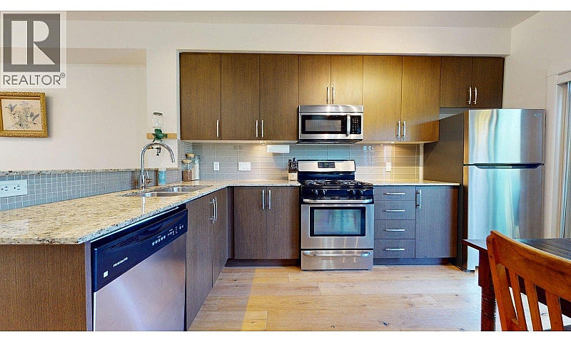 29 40653 Tantalus Ro...