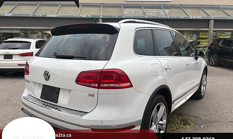 2015 Volkswagen Toua...