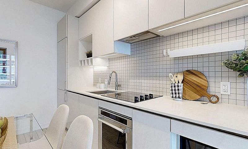 Modern Condo For Sal...