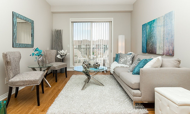 1+Den Suites At Beac...