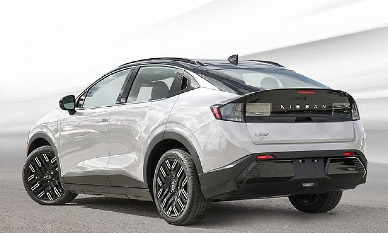 2026 Nissan Leaf Pla...