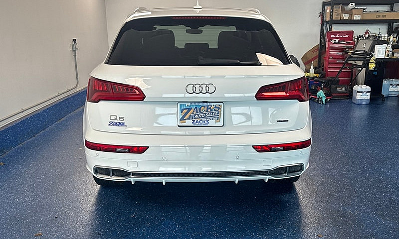 2020 Audi Q5 Progres...