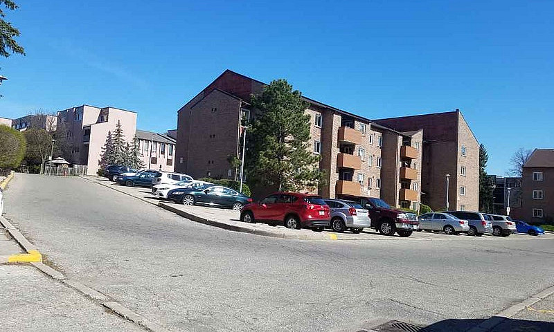$2200–Newly Renovate...