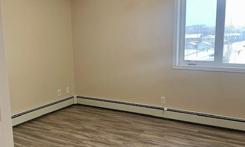 Grosbeak Way 403-248...
