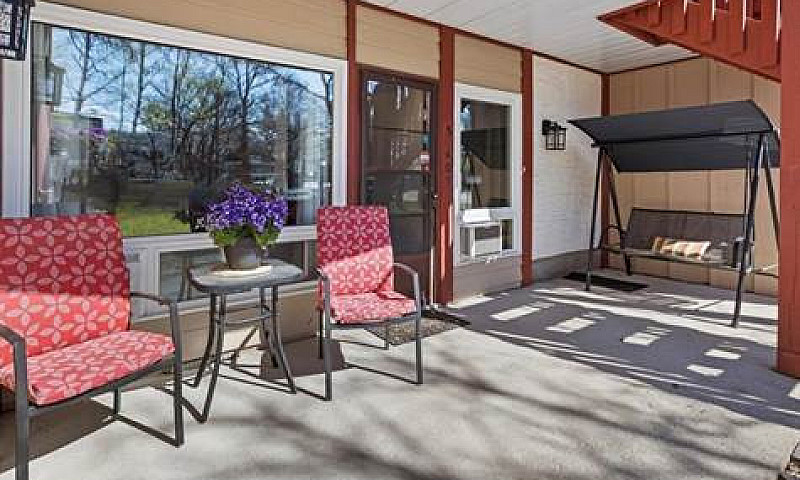 Condos For Sale In C...