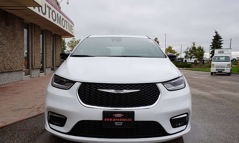 2026 Chrysler Pacifi...