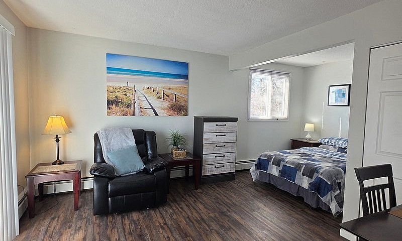 Fully Furnished, All...