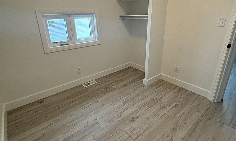 For Rent - 206 4Th A...