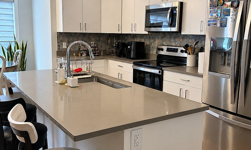 3 Bed - 2 Bath Main ...
