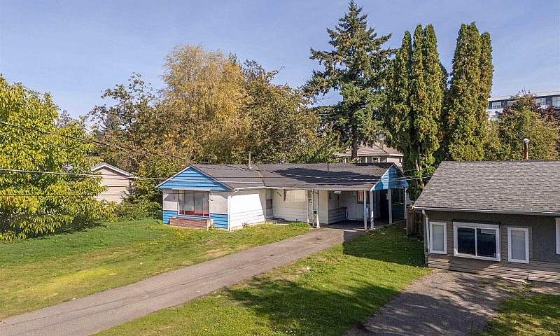 10468 138 Street Sur...