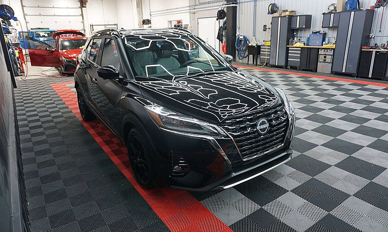 2024 Nissan Kicks Sr...