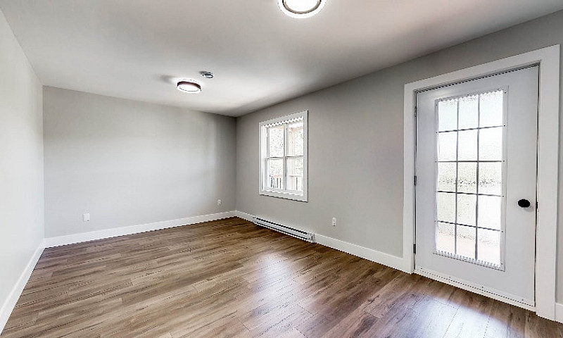 Newly Built Beauty I...