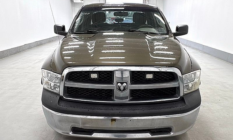 2012 Dodge Ram Sxt Q...