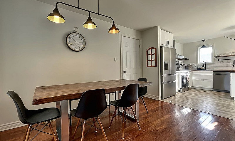 $609,000 - 2 Storey ...