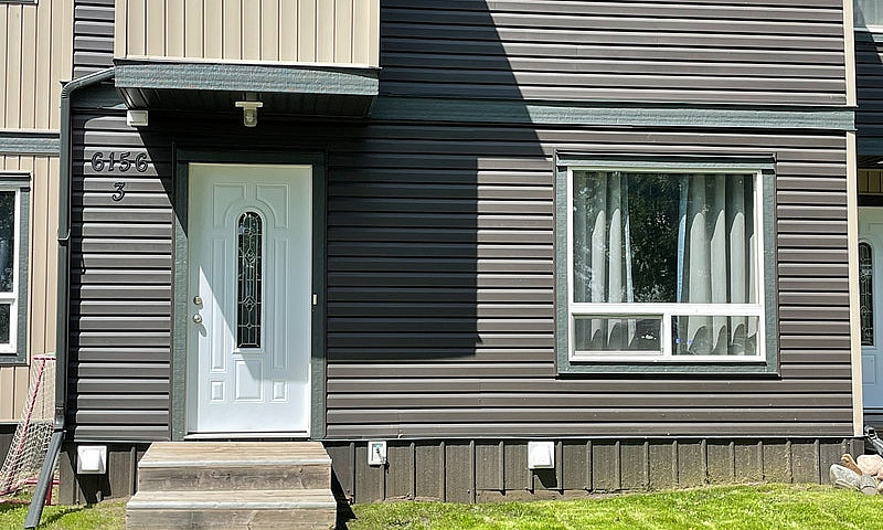 3 Bedroom Townhome I...