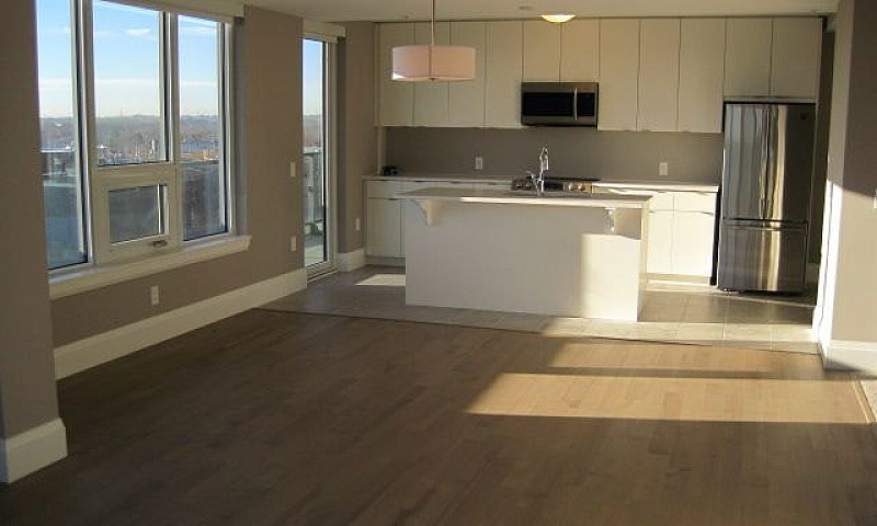 Luxurious 2 Bedroom ...