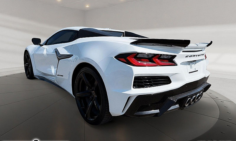 2024 Chevrolet Corve...