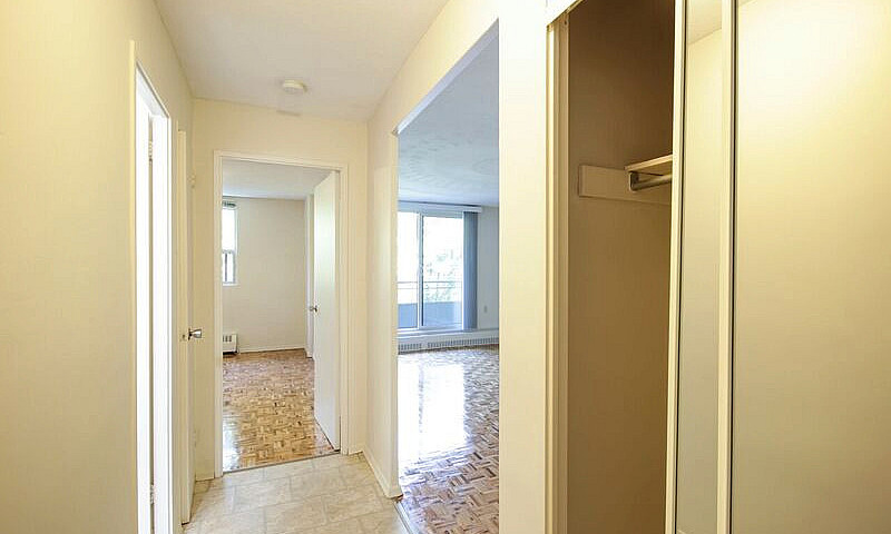2 Bedroom Apartment ...