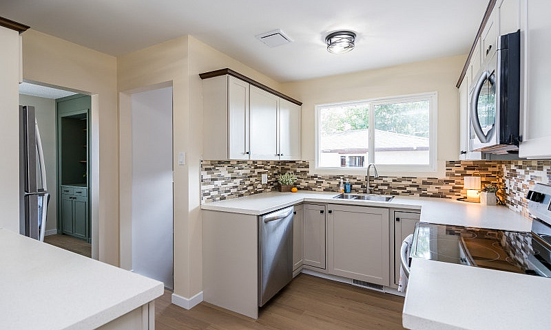 New Turn Key Bungalo...