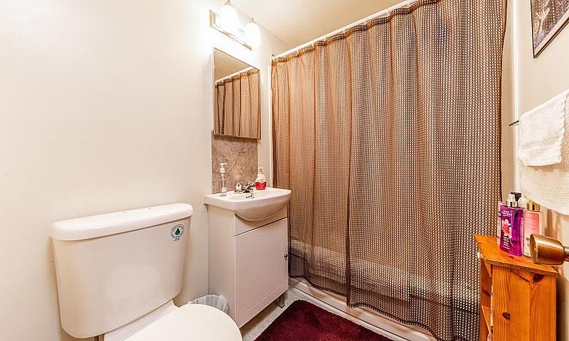 273 Talbot Ave- Silv...